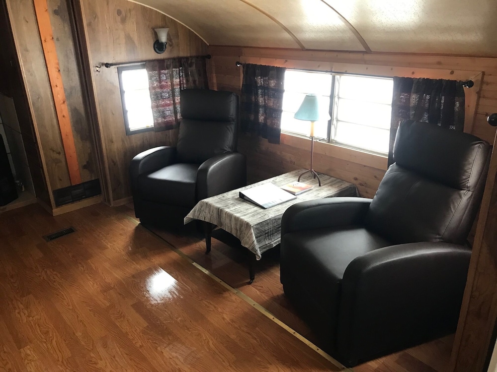Grandview Cabins & RV Resort 29/50
