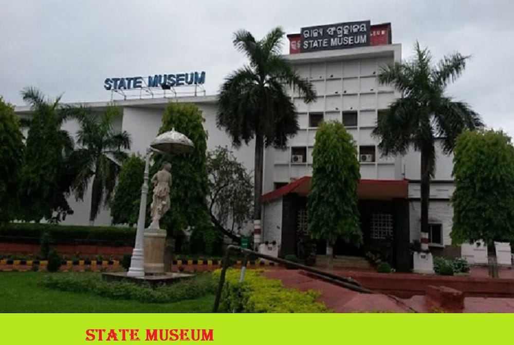 Hotel Pushpak 4/74