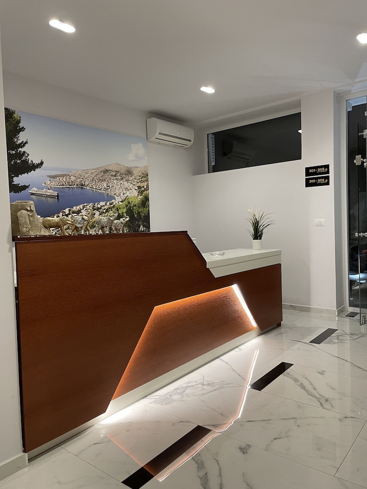 Relax Mea Hotel 2/50