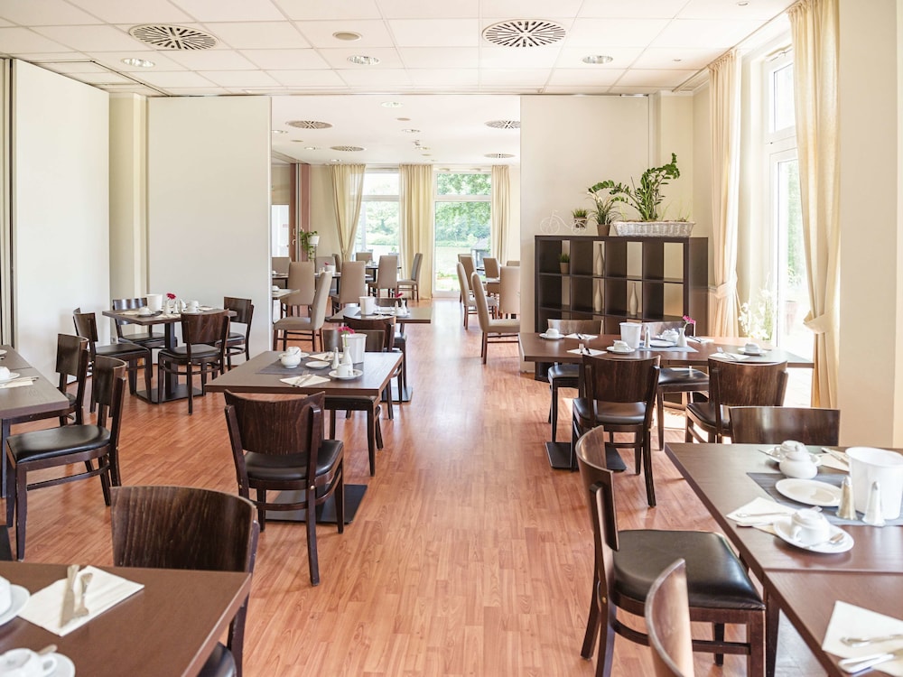 Am Schloss Kopenick By Golden Tulip Ex Best Western Hotel Am Schloss Koepenick 64/77