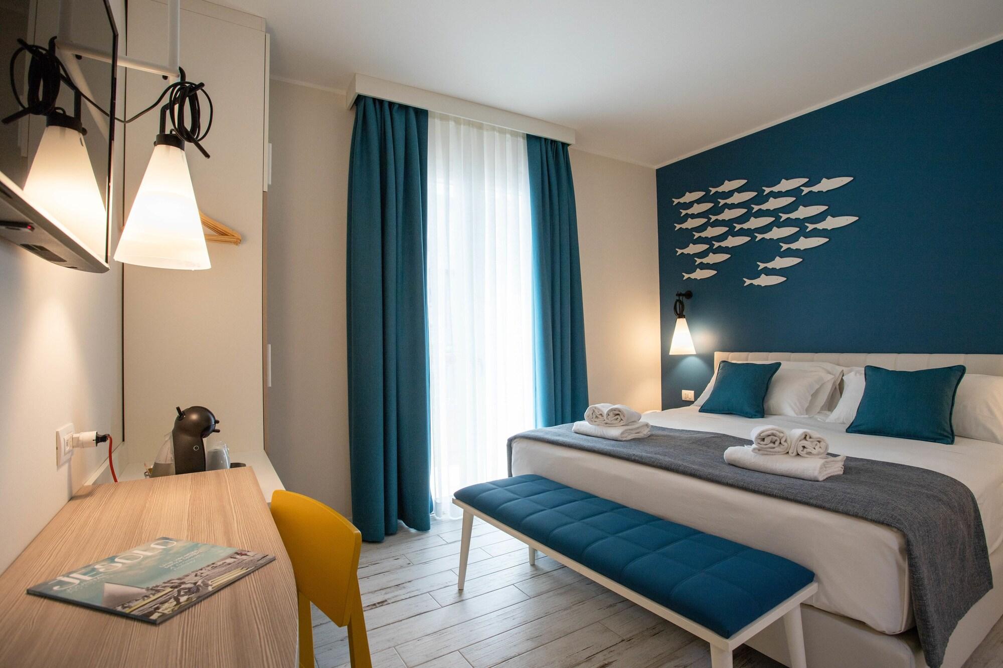 HOTEL VILLA EUGENIA 15/55