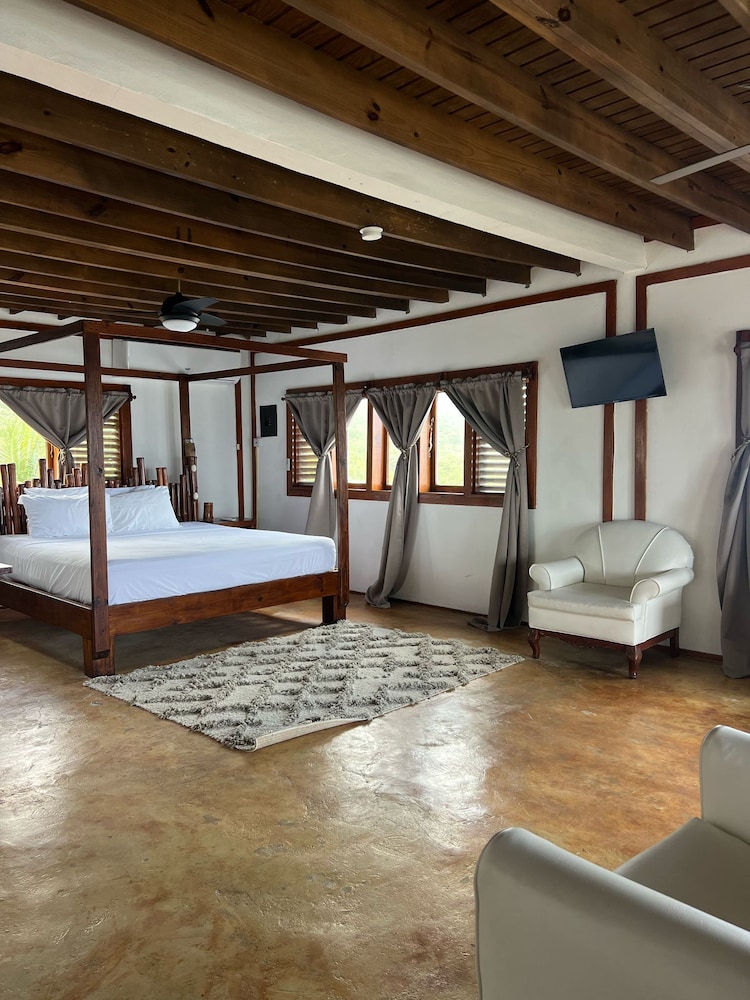 Sea Cliff Resort 32/50