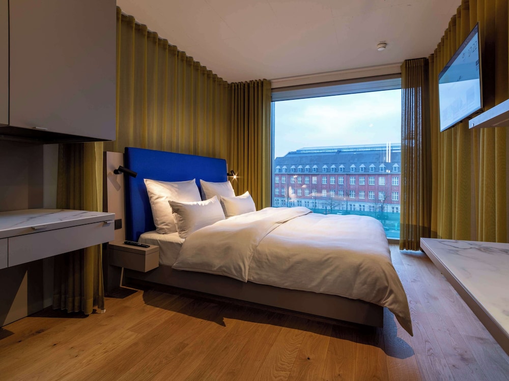 Smart, Double Bed