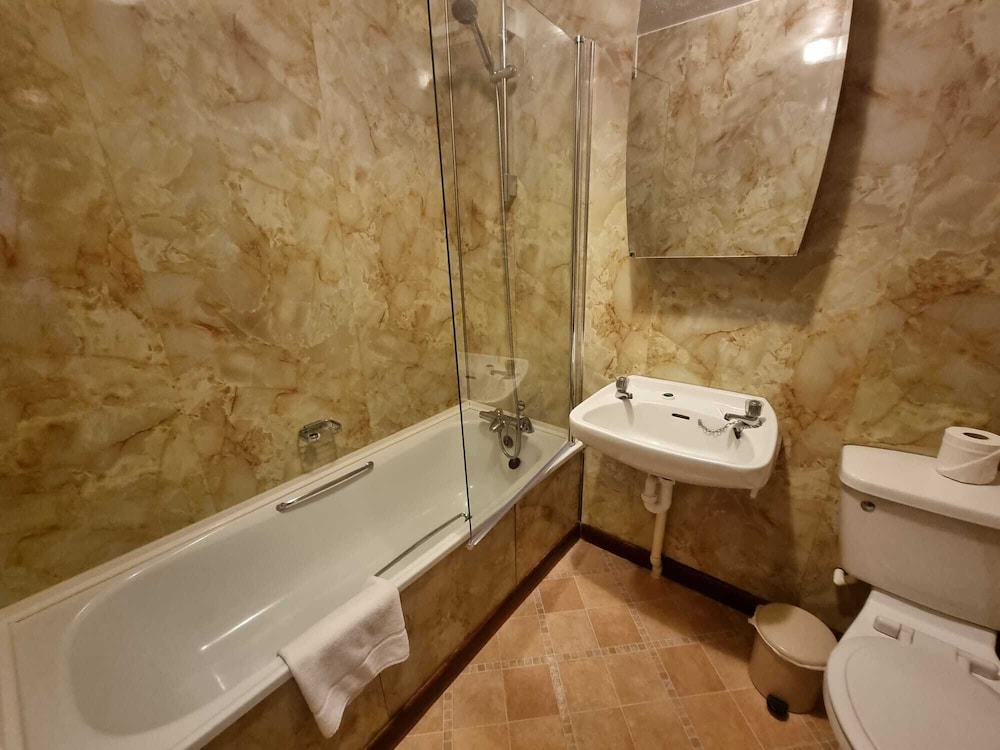 TALANA HOTEL 19/20