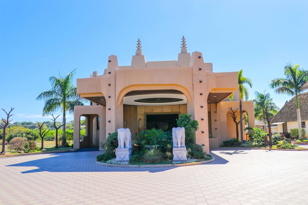 Safari Hotel and Villas powered by Cocotel 31/35