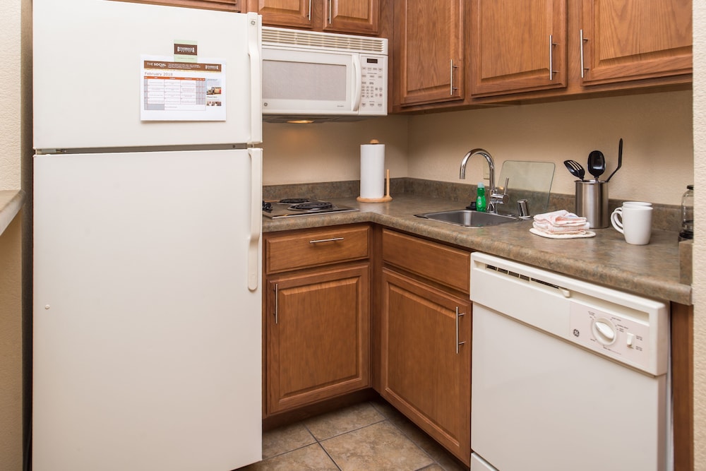 Staybridge Suites Las Cruces 58/72