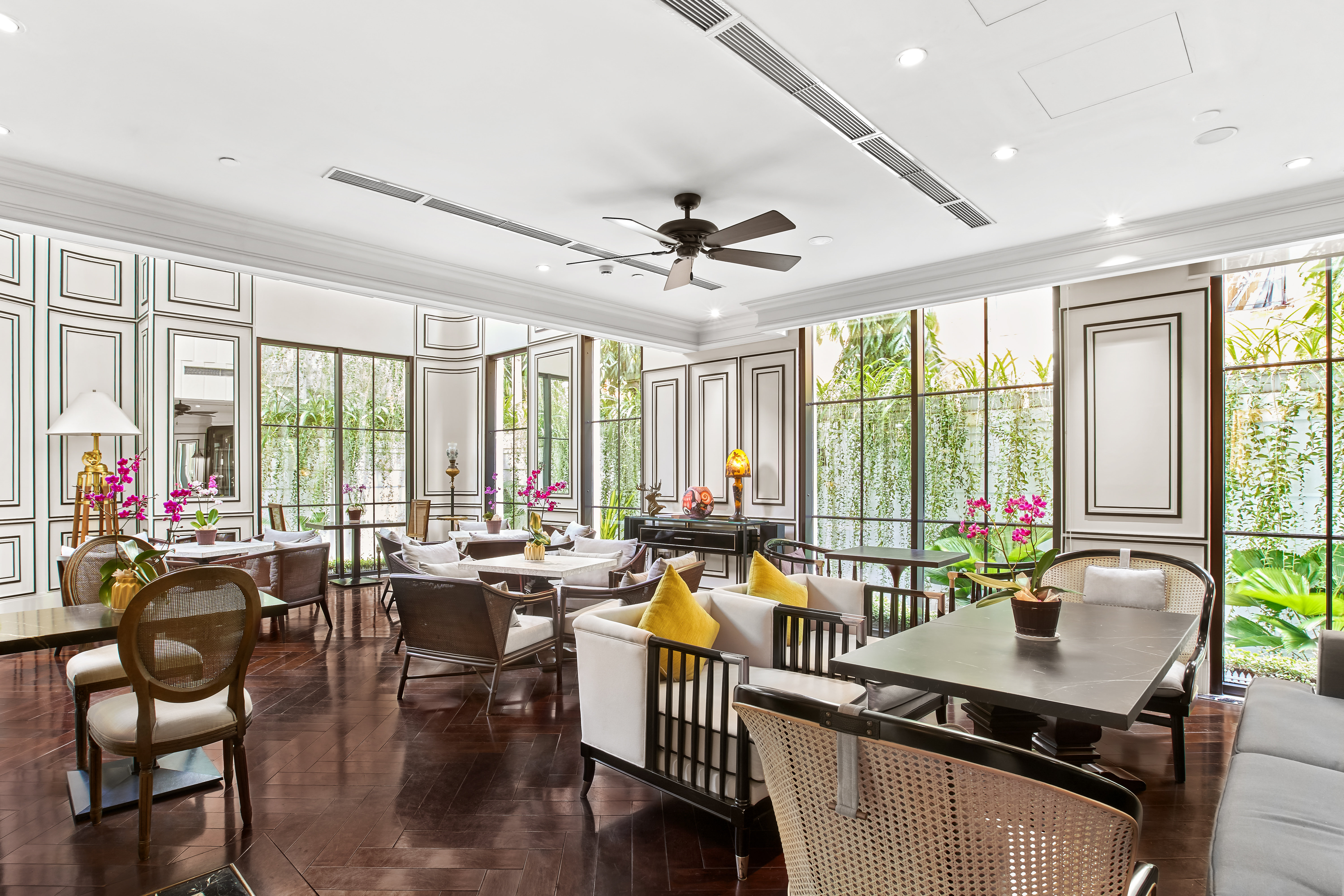 Bach Suites Saigon 46/80