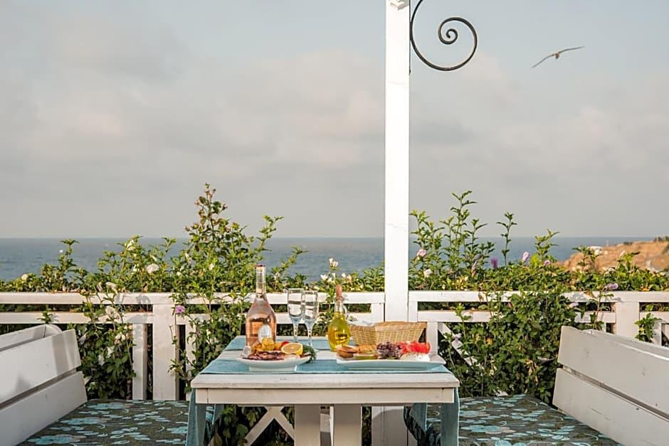 Hotel Eskada Beach 24/50