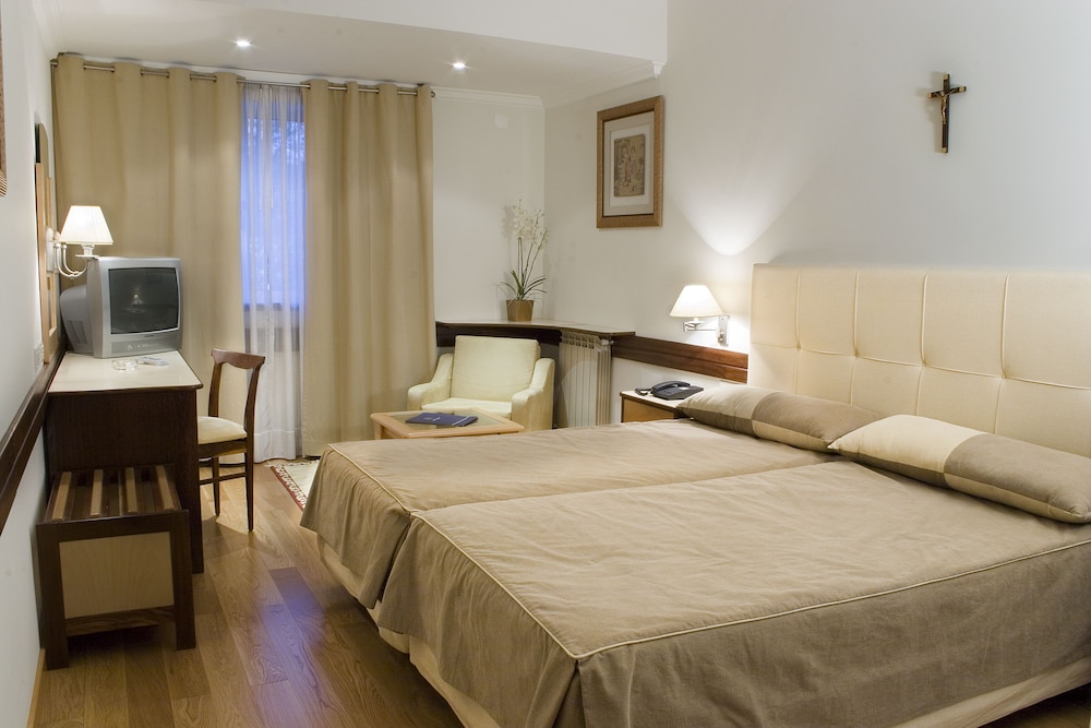 Hotel Fatima 10/50