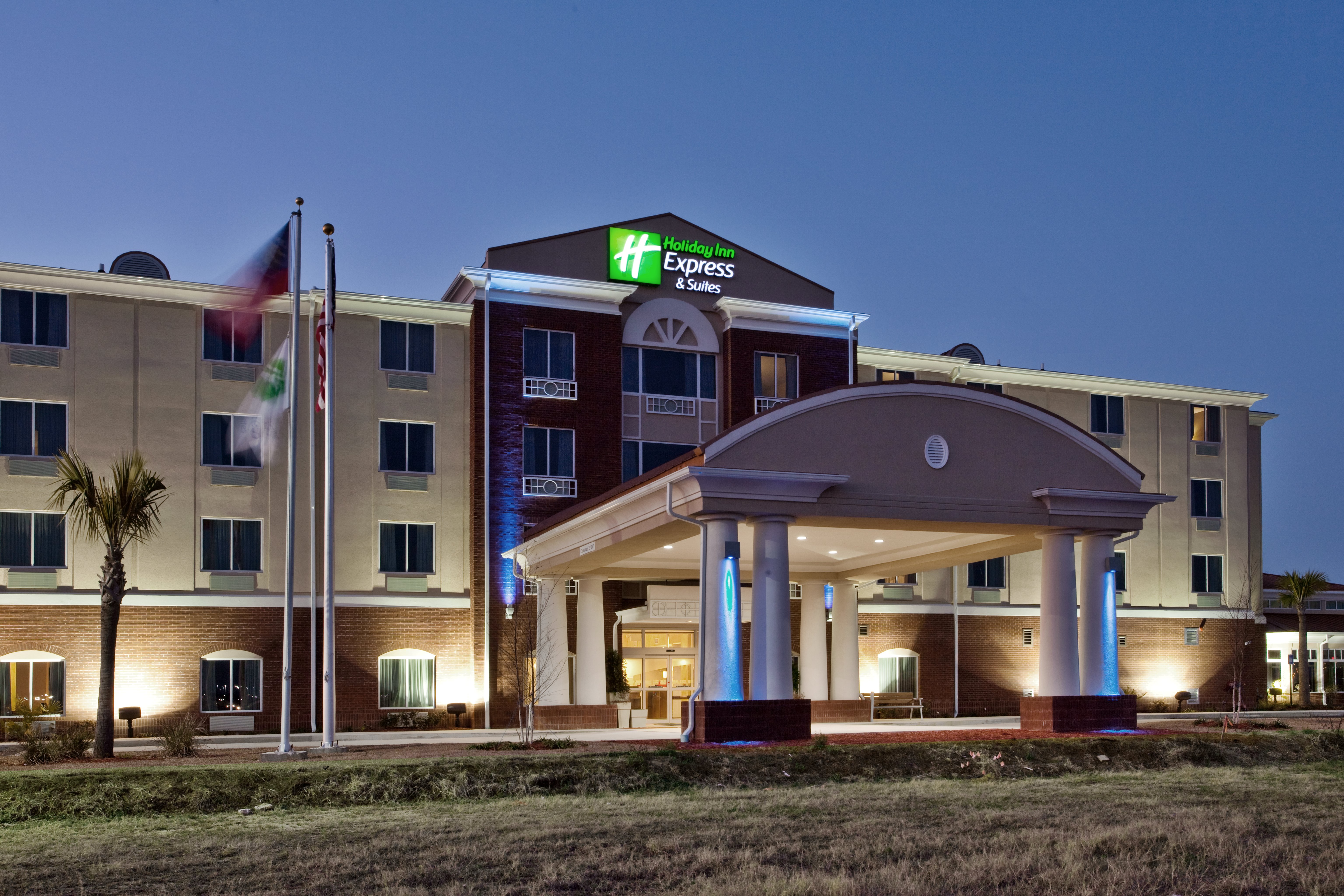 Holiday Inn Express Hotel And Suites Moultrie 2/50