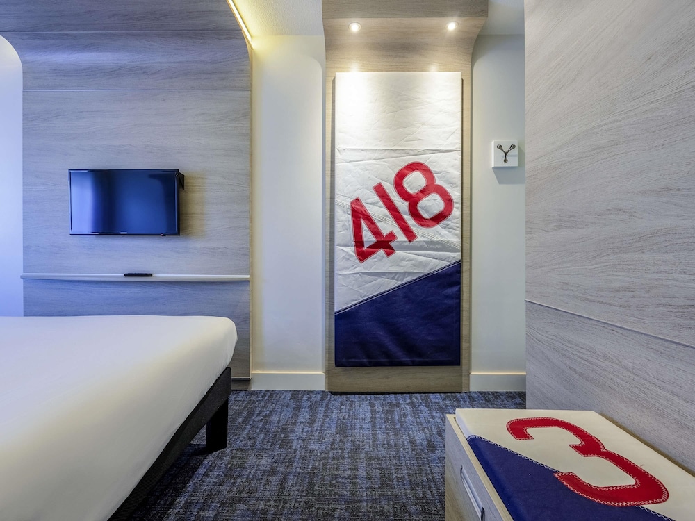 Ibis Styles La Rochelle Centre 40/49