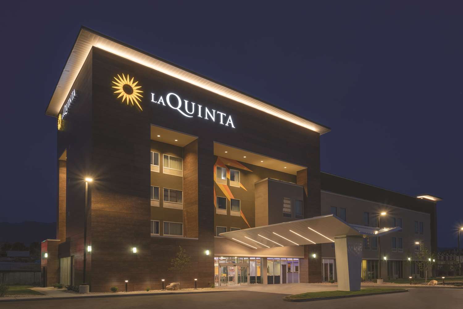 La Quinta Inn and Suites by Wyndham South Jordan 2/42