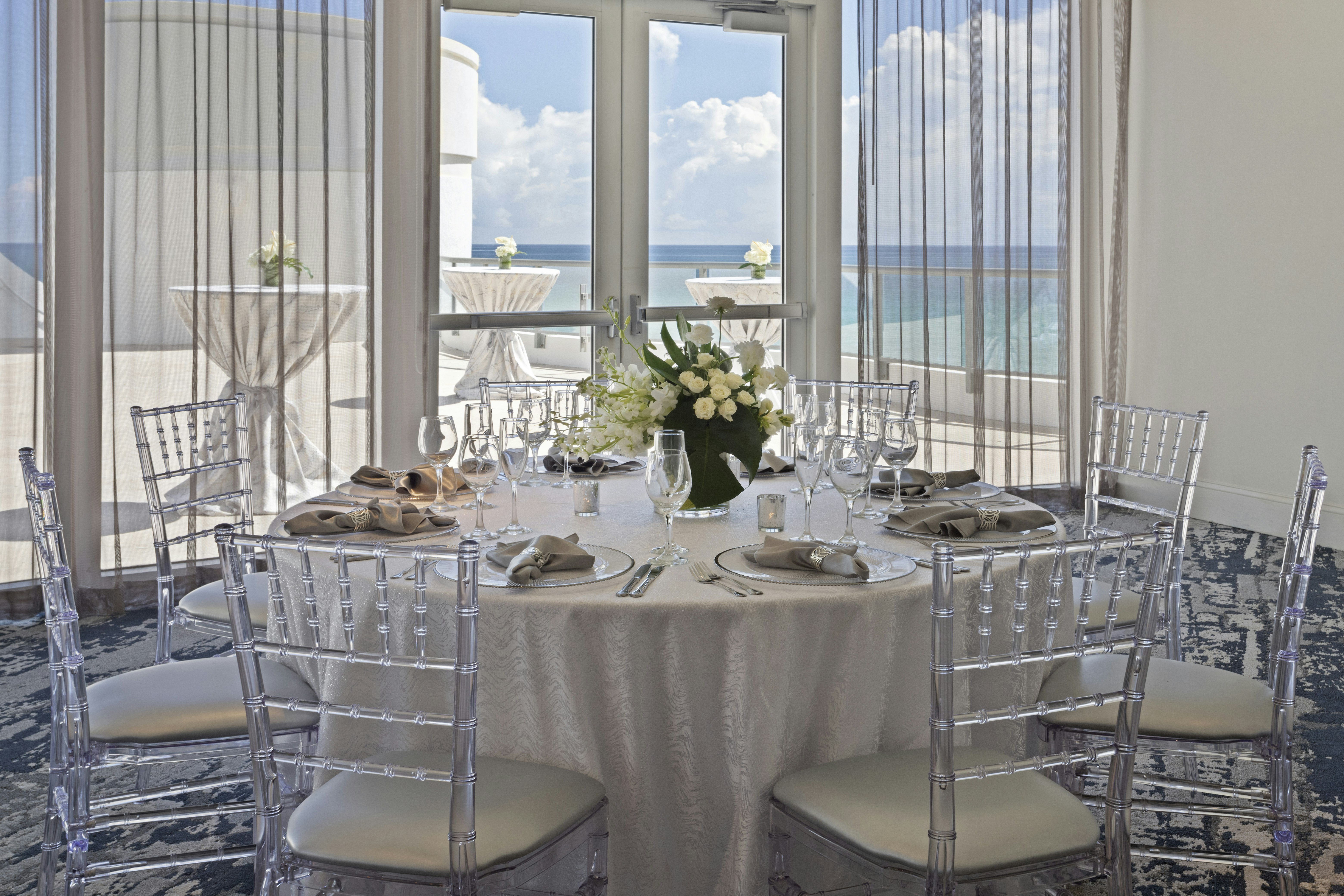 Doubletree By Hilton Ocean Point Resort – North Miami Beach 43/68