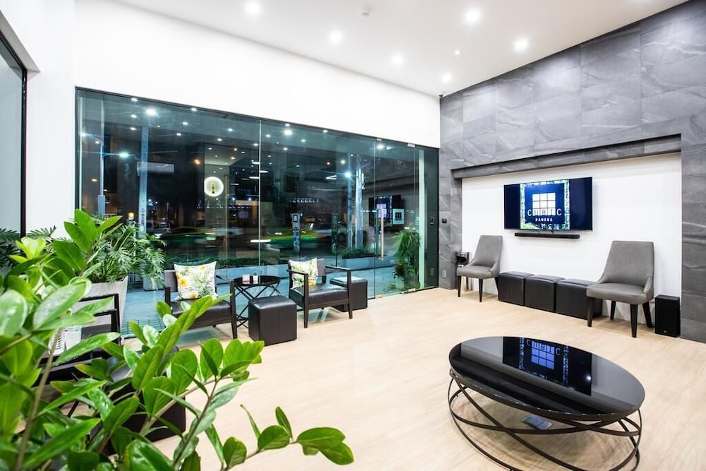 Cubic Bangna Hotel 27/35