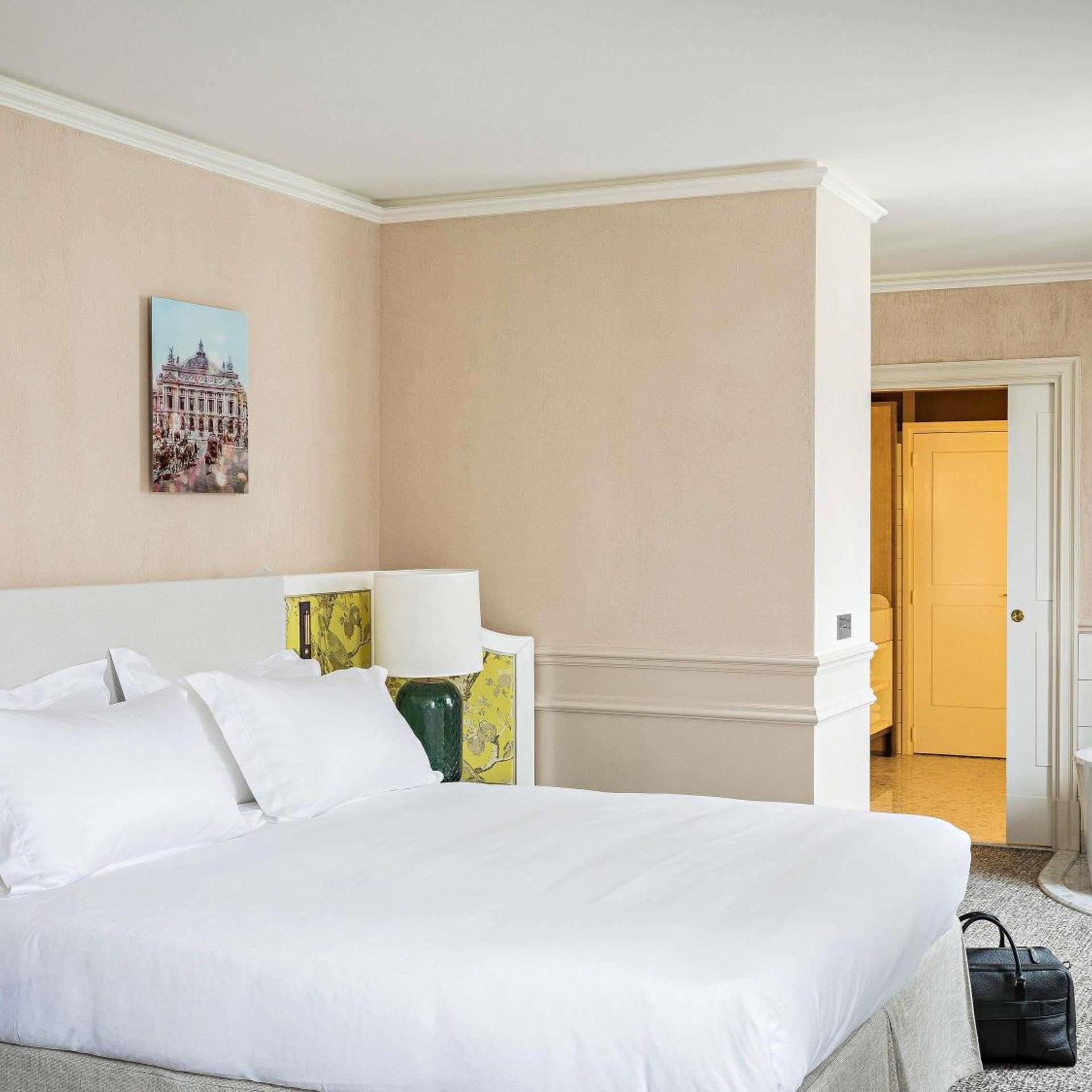 Prestige, Suite, King Bed, Living Area, Terrace, Terrace Level