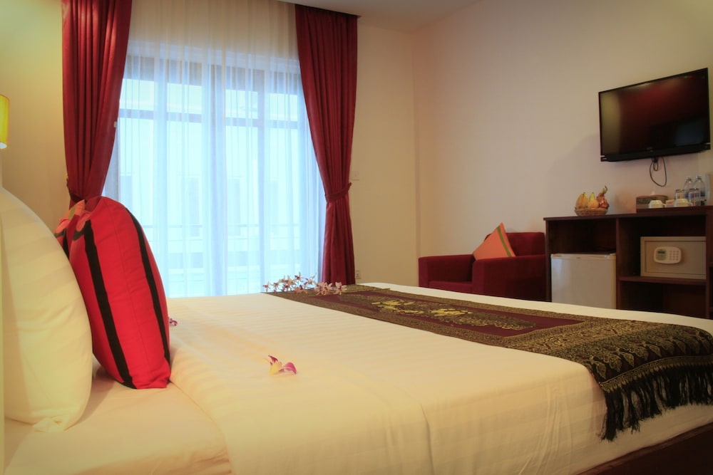 MEKONG ANGKOR PALACE HOTEL 18/70