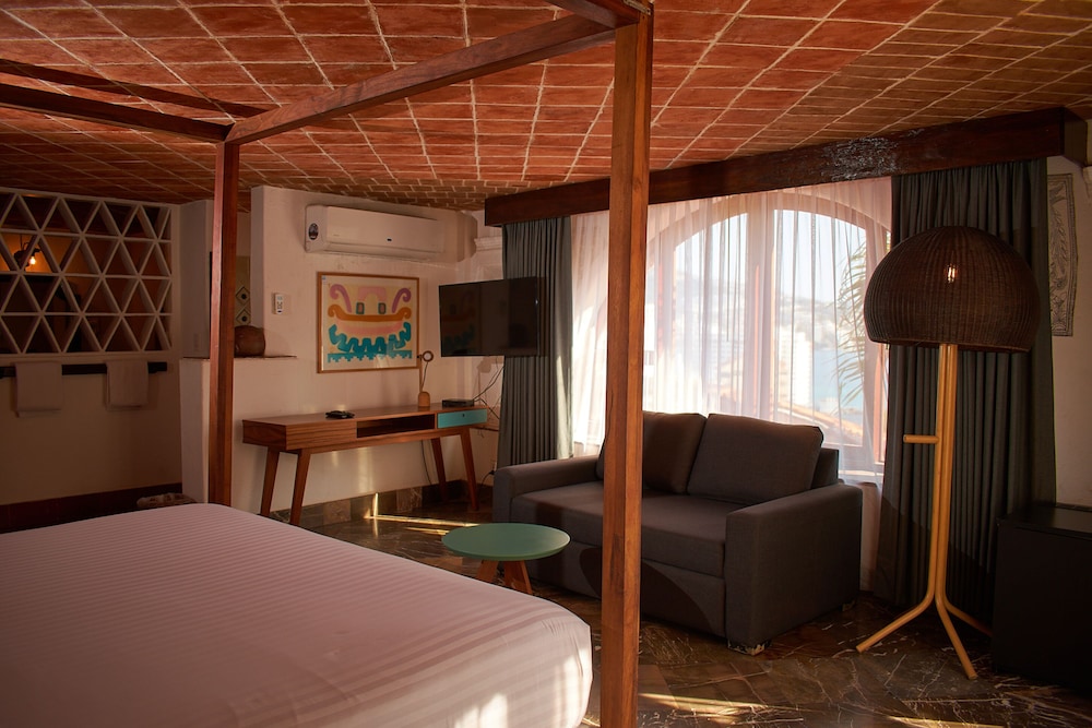 Hotel Boutique Casa Lisa (ex. by Villa Vera) 24/84