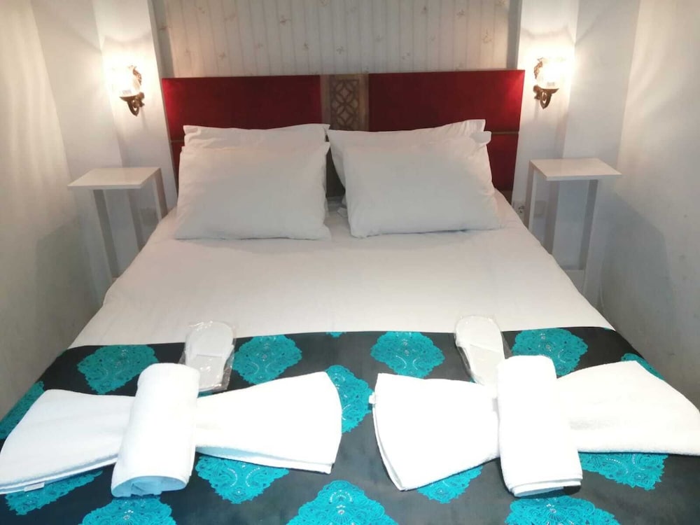MINEL HOTEL 22/55