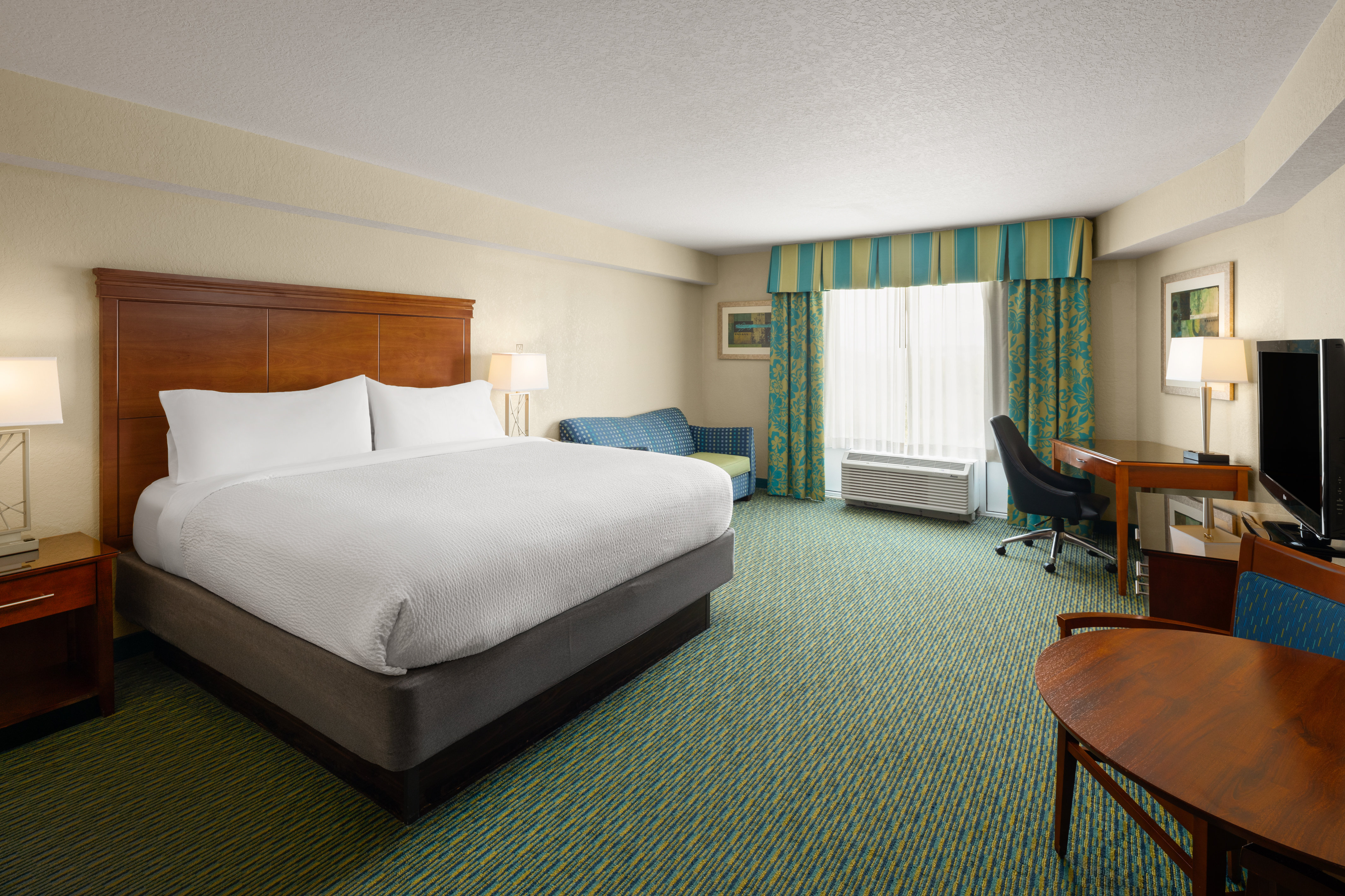 Holiday Inn Resort Orlando Lake Buena Vista An Ihg Hotel 18/50