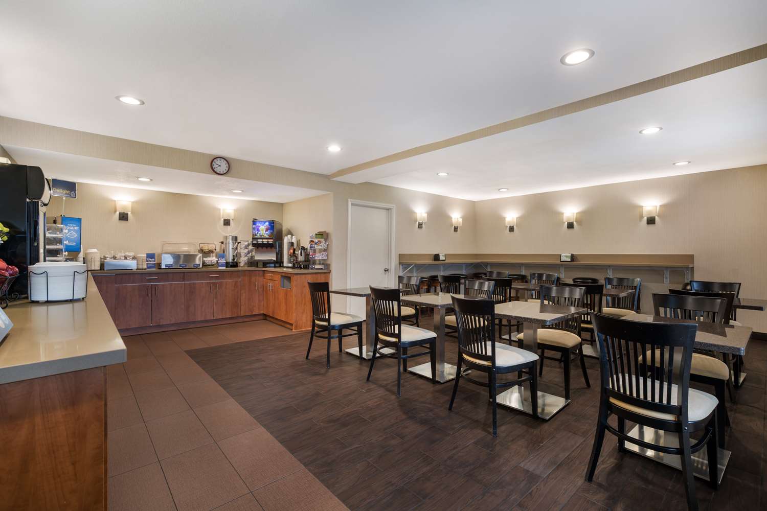 Best Western Norwalk Inn 23/35