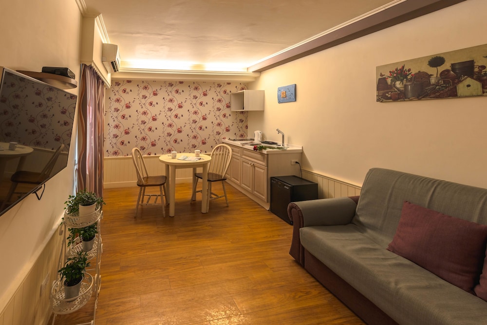 Hotel Elizabeth 30/44
