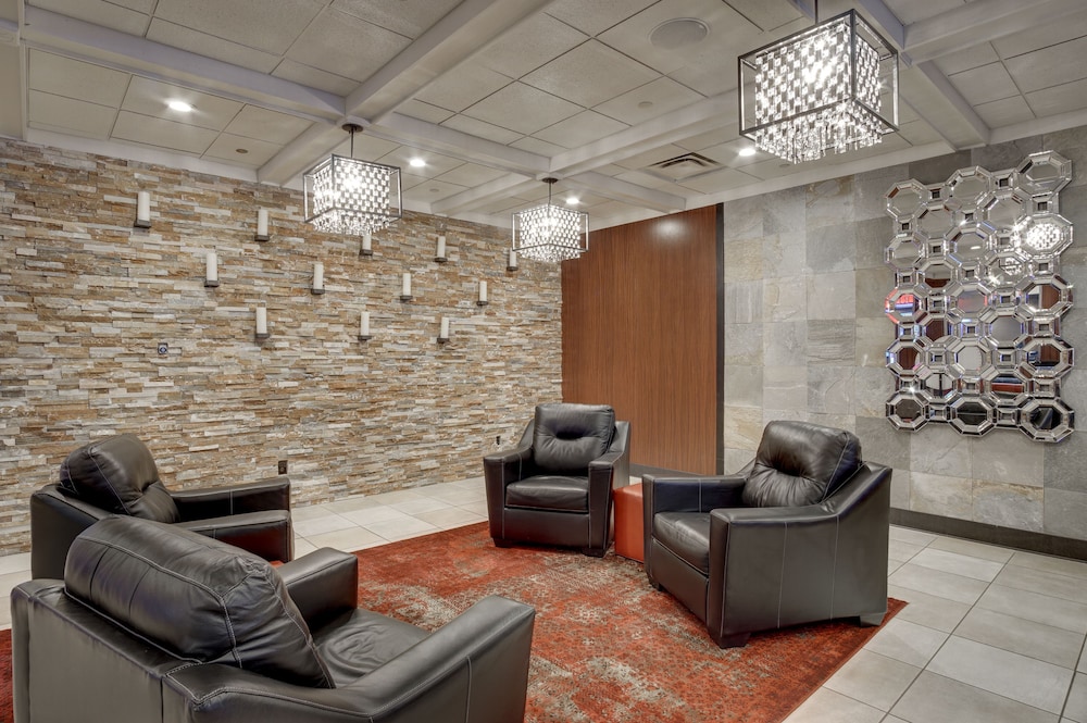 Grand Z Hotel Casino by Red Lion Hotels 37/57
