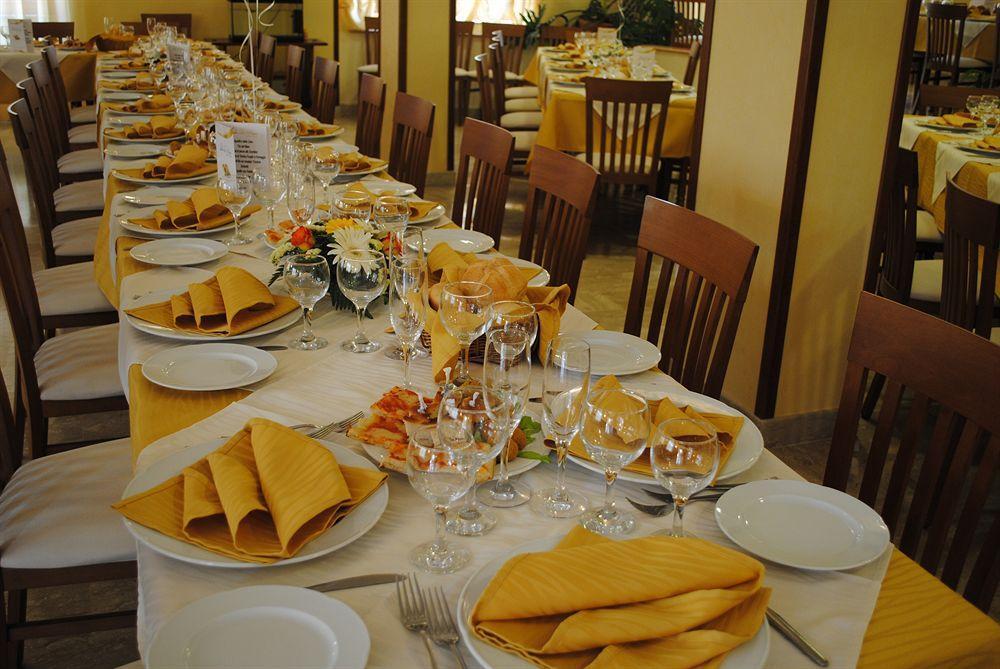 Hotel La Praia 12/17