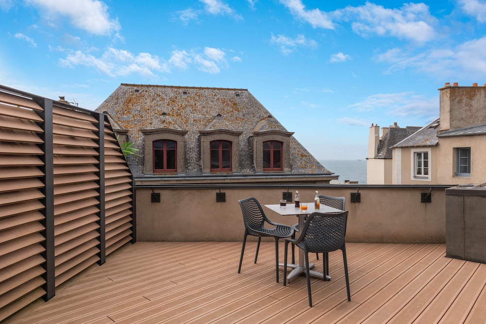 Golden Tulip Saint Malo 3/74