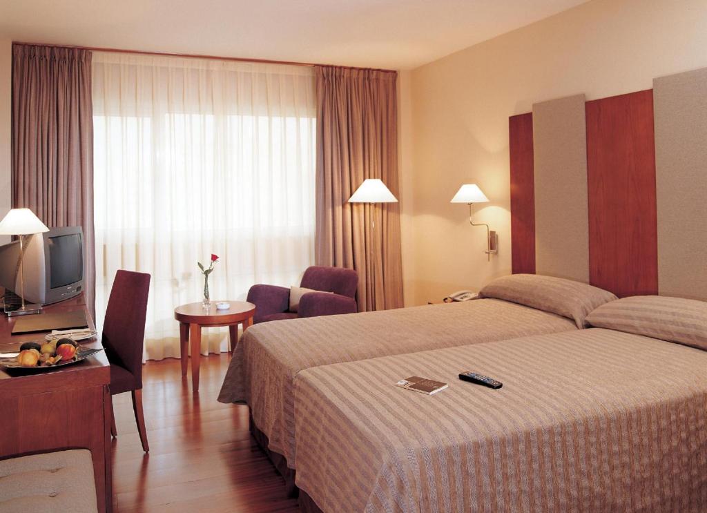 غرفة مفردة بسرير مزدوج، Hotel Urh Palacio de Oriol Formerly Nh Palacio de Oriol 2/4