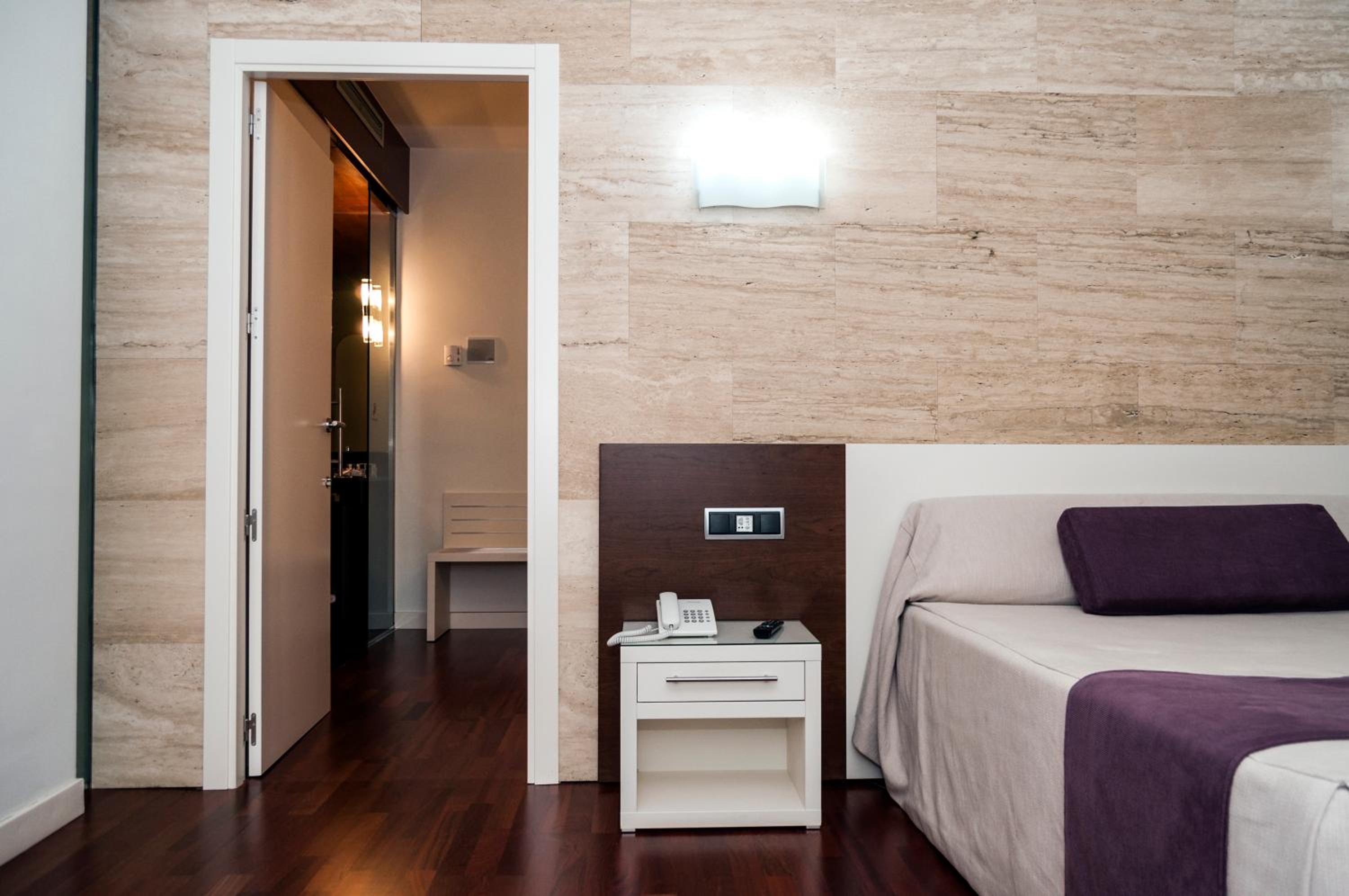 Escuderos Hotel Cruz 22/58