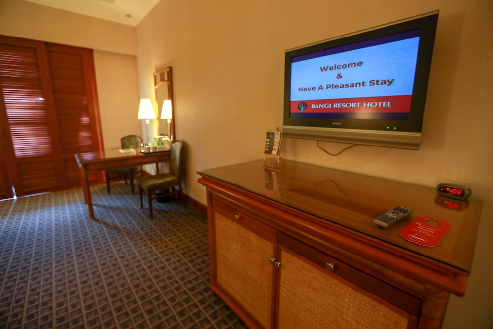 Bangi Resort Hotel 54/71