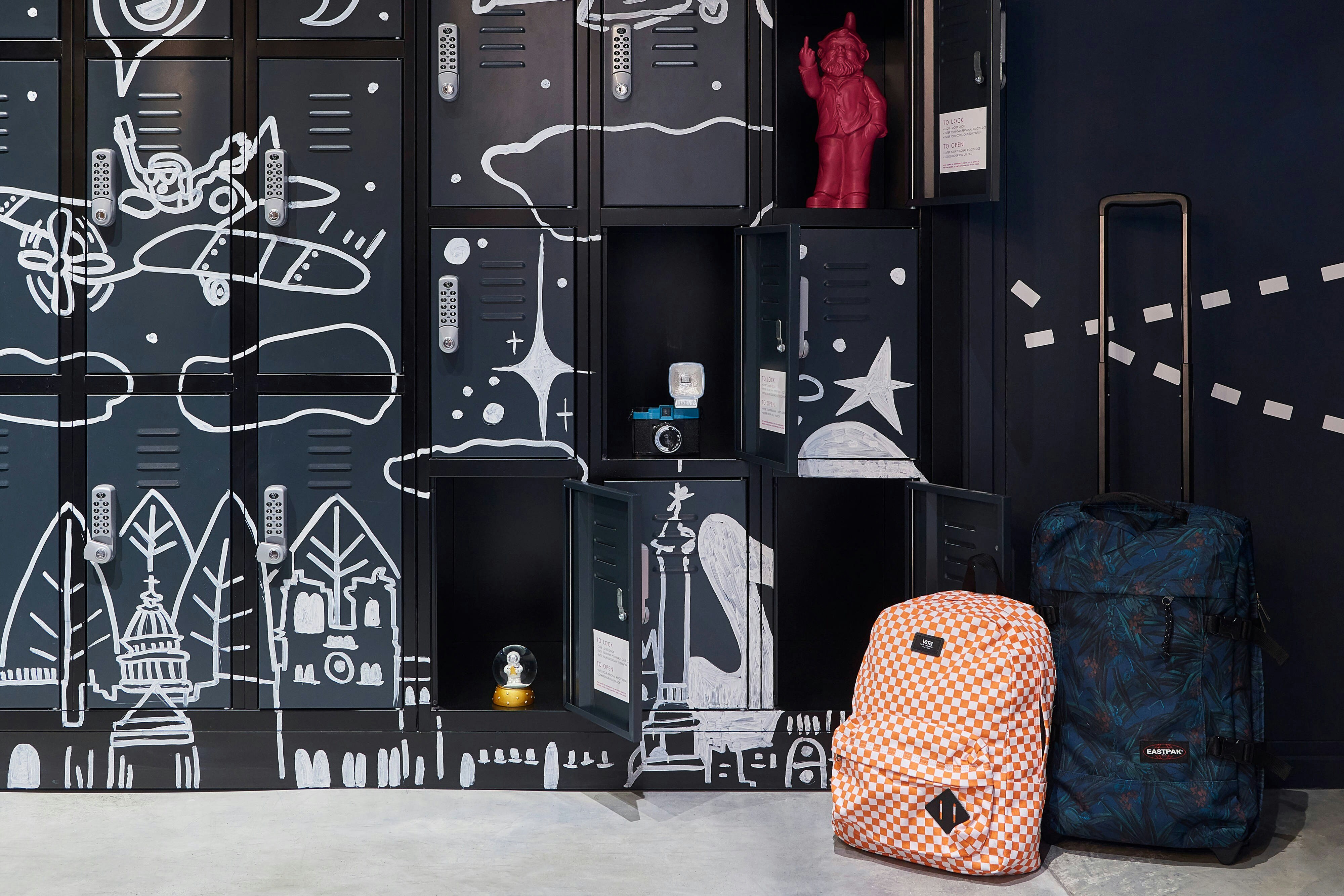 Moxy Paris Charles de Gaulle Airport 12/37