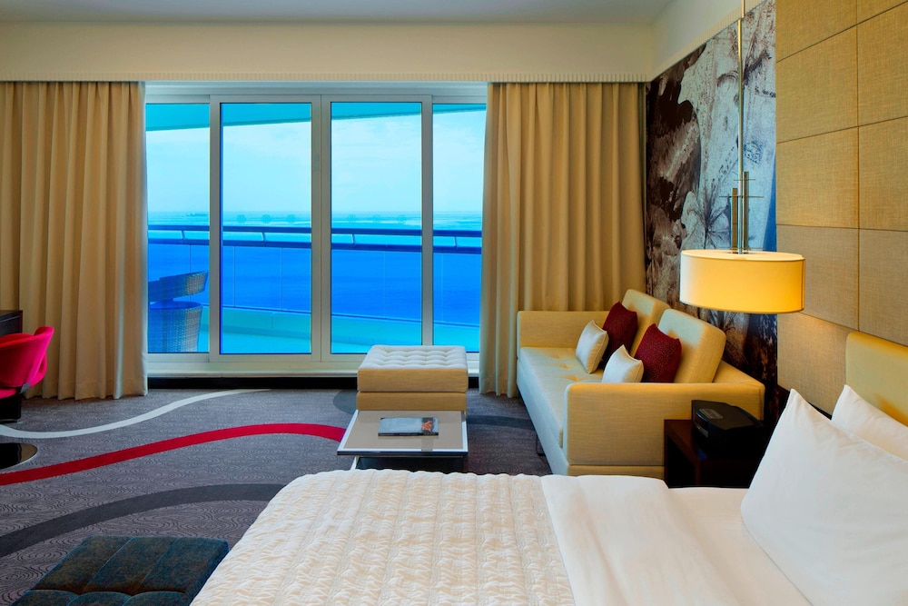 Le Meridien Al Aqah Beach Resort 17/65