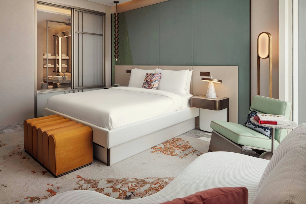 غرفة ديلوكس بسرير كينج بإطلالة على المدينة