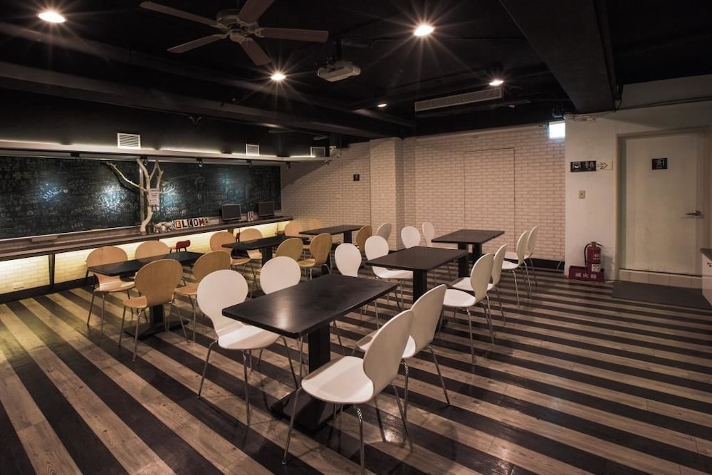 Fun Inn Taipei Hostel 43/50
