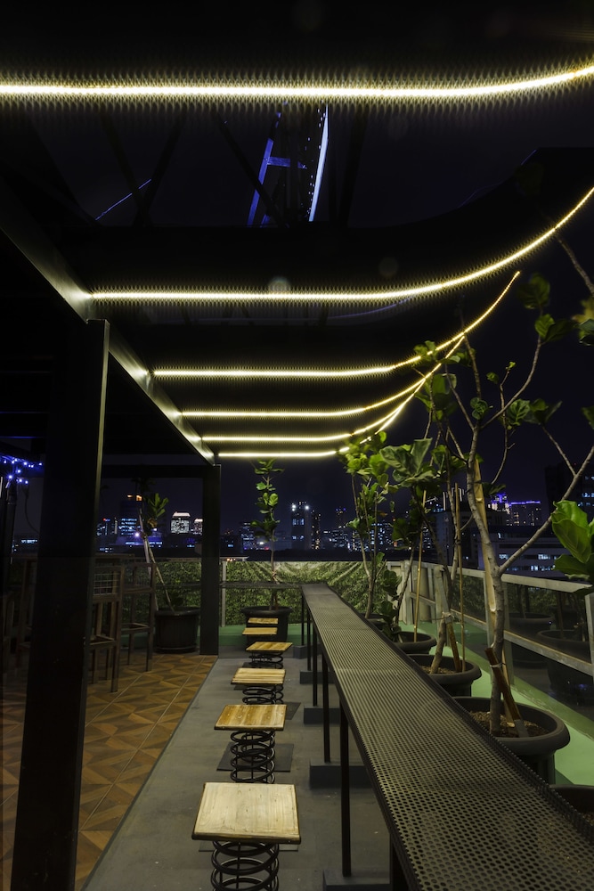 D'Cozie Hotel by Prasanthi 2/27