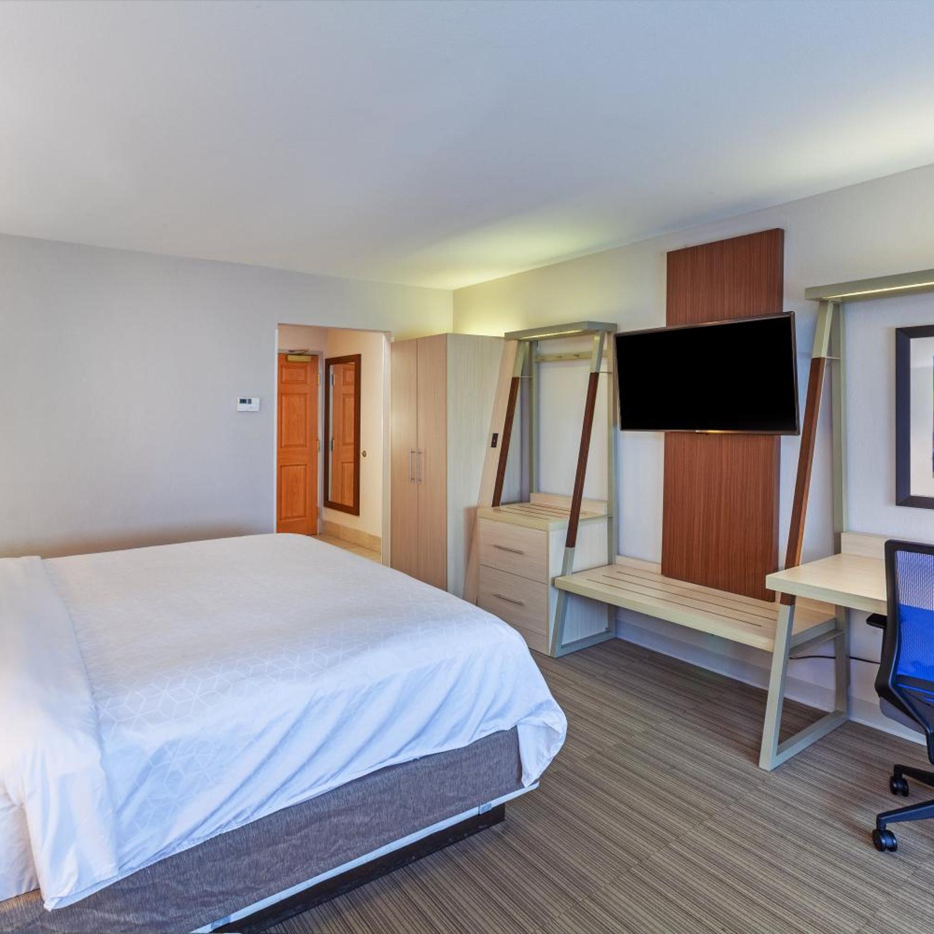 1 Bedroom, Suite, King Bed