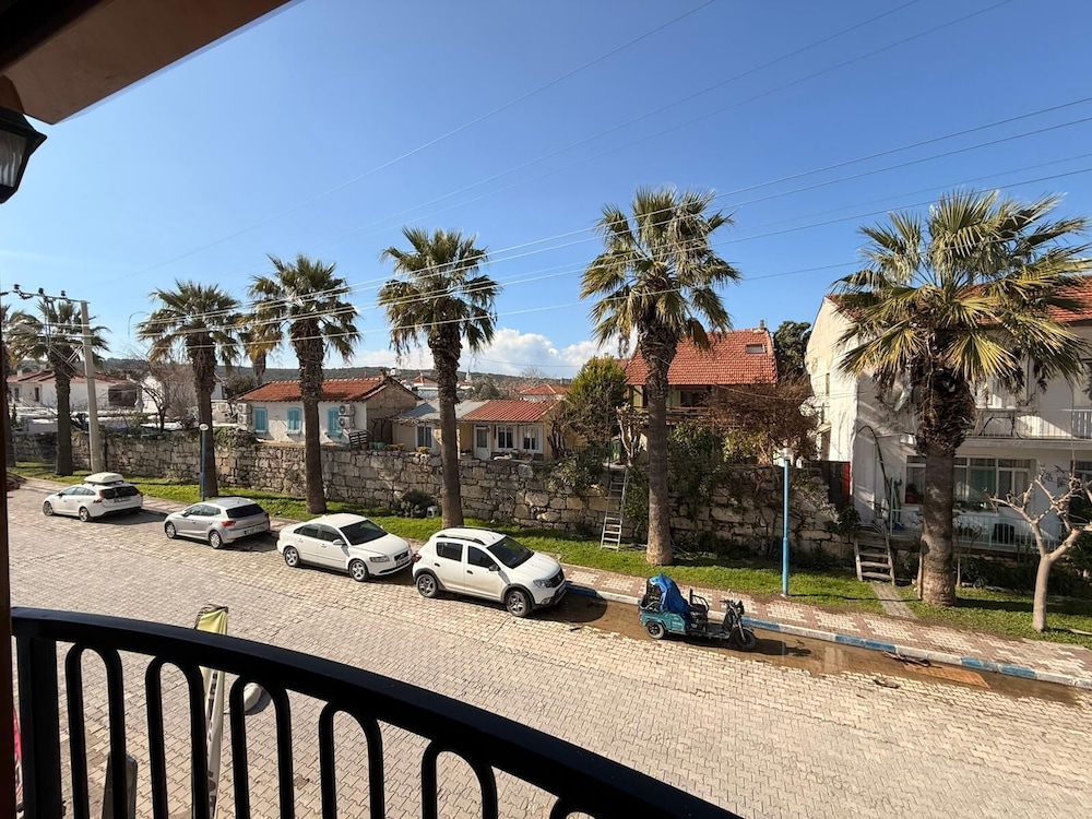 Sigacik Olive Hotel 18/30