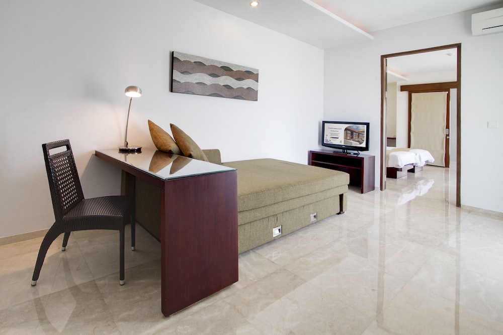 Amadea Resort & Villas 51/65