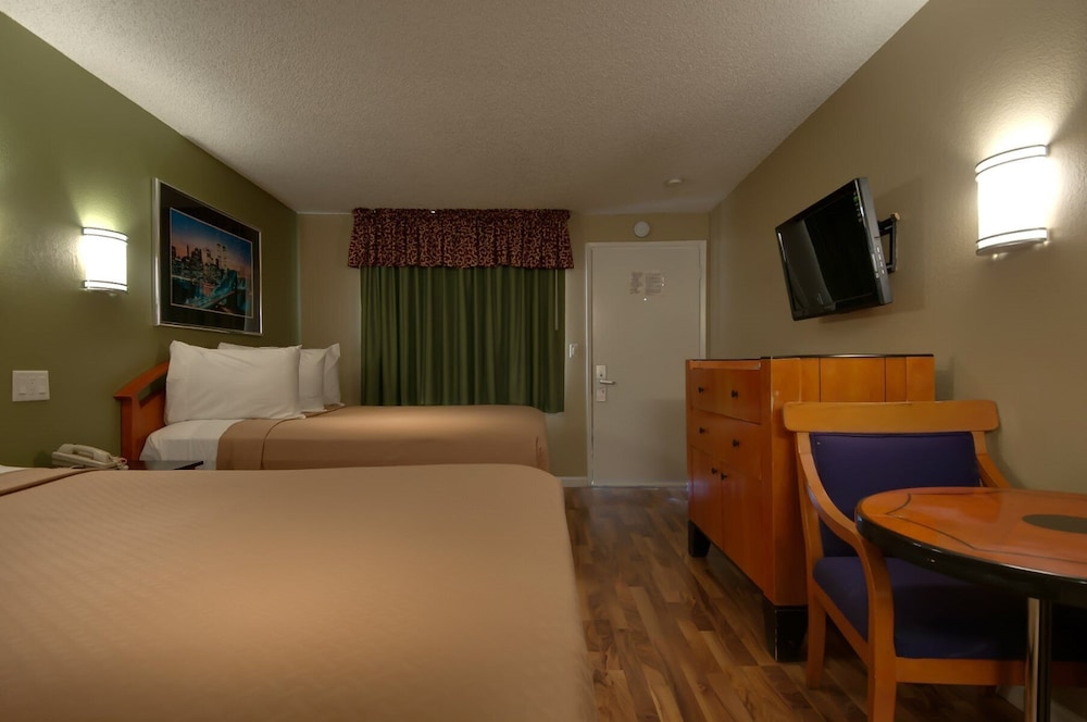Vagabond Inn Bakersfield South 27/39