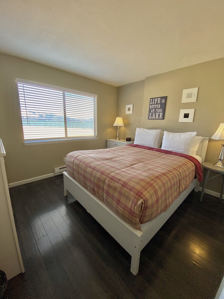 Tahoe Lakeshore Lodge & Spa 24/62