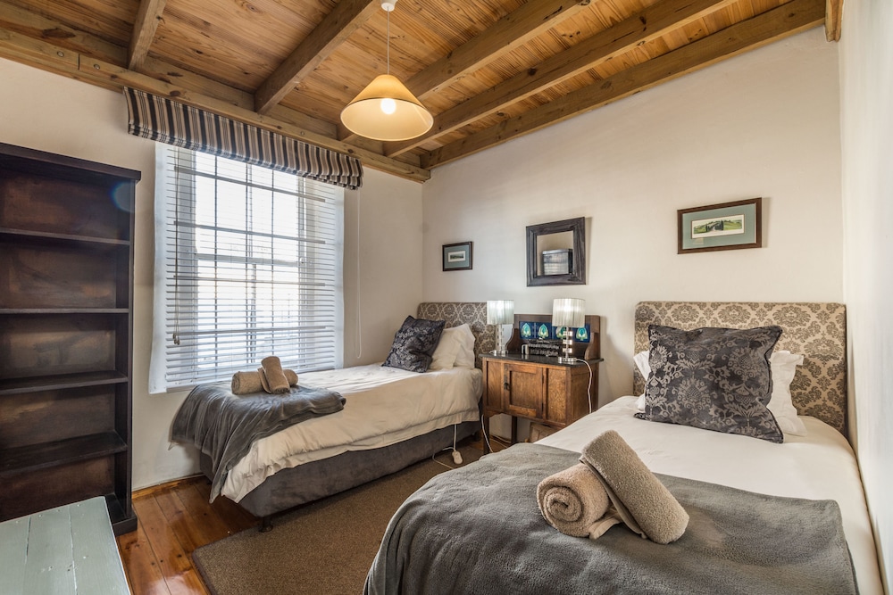 Bartholomew S Loft 11/50