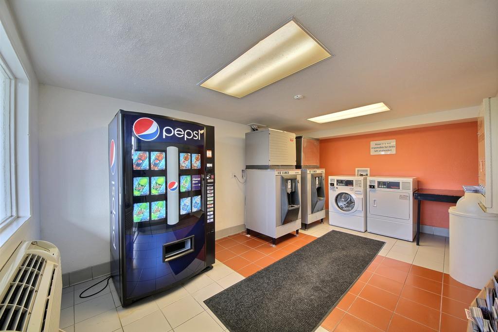 Motel 6 South Padre Island 25/33