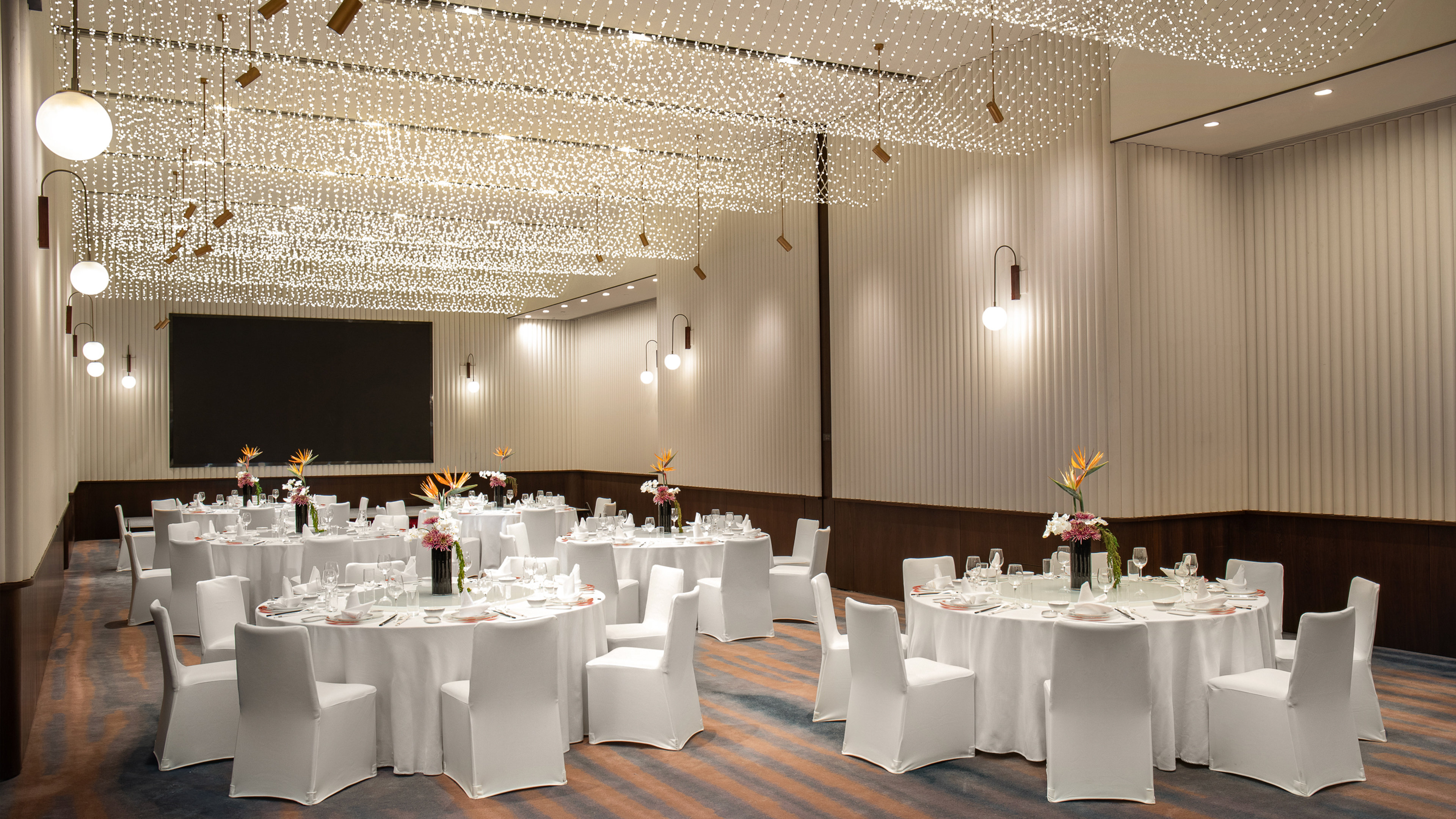 Hotel Indigo Wuxi Taihu New City by IHG 33/37