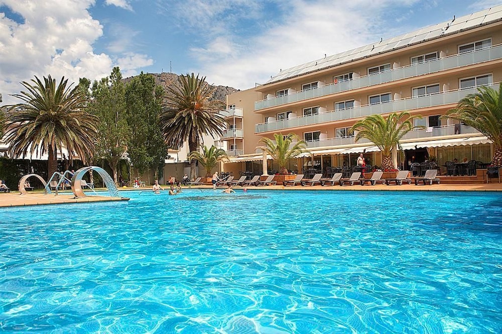 Panorama Hotel 24/32
