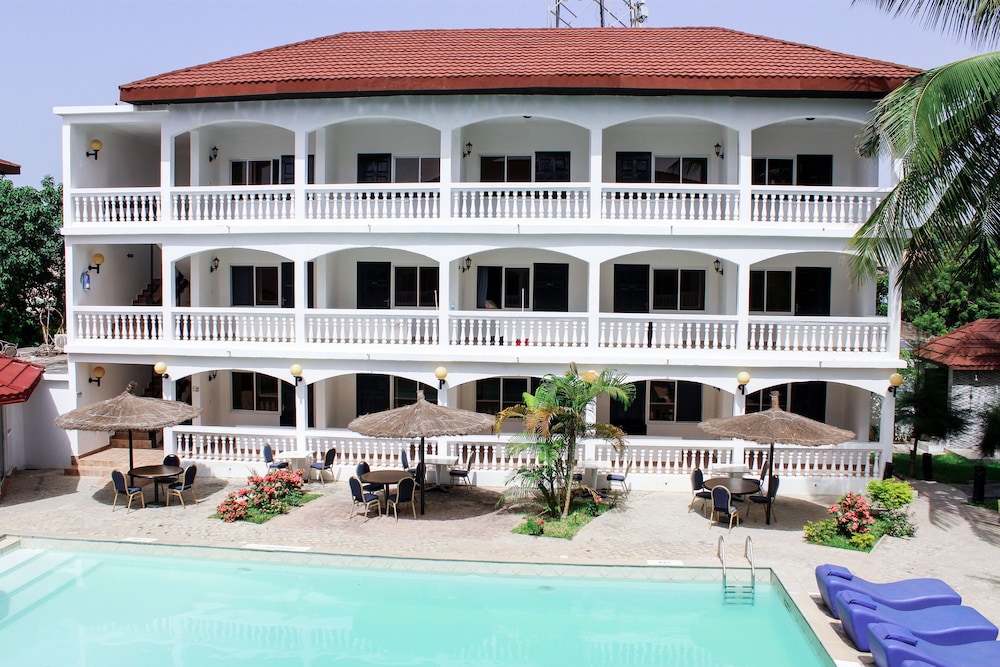 Sunu Hotel 3/37