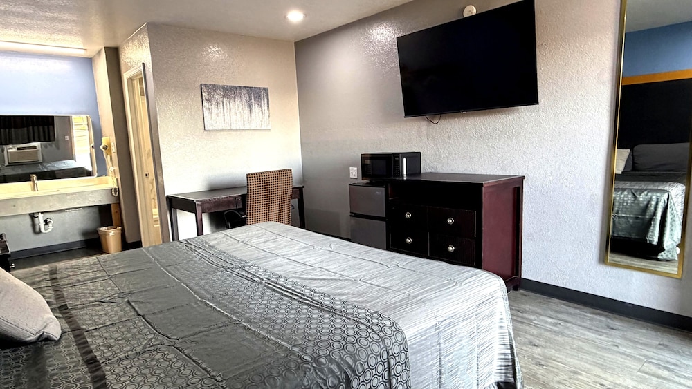 OYO Hotel Waldron AR - Hwy 71 20/52