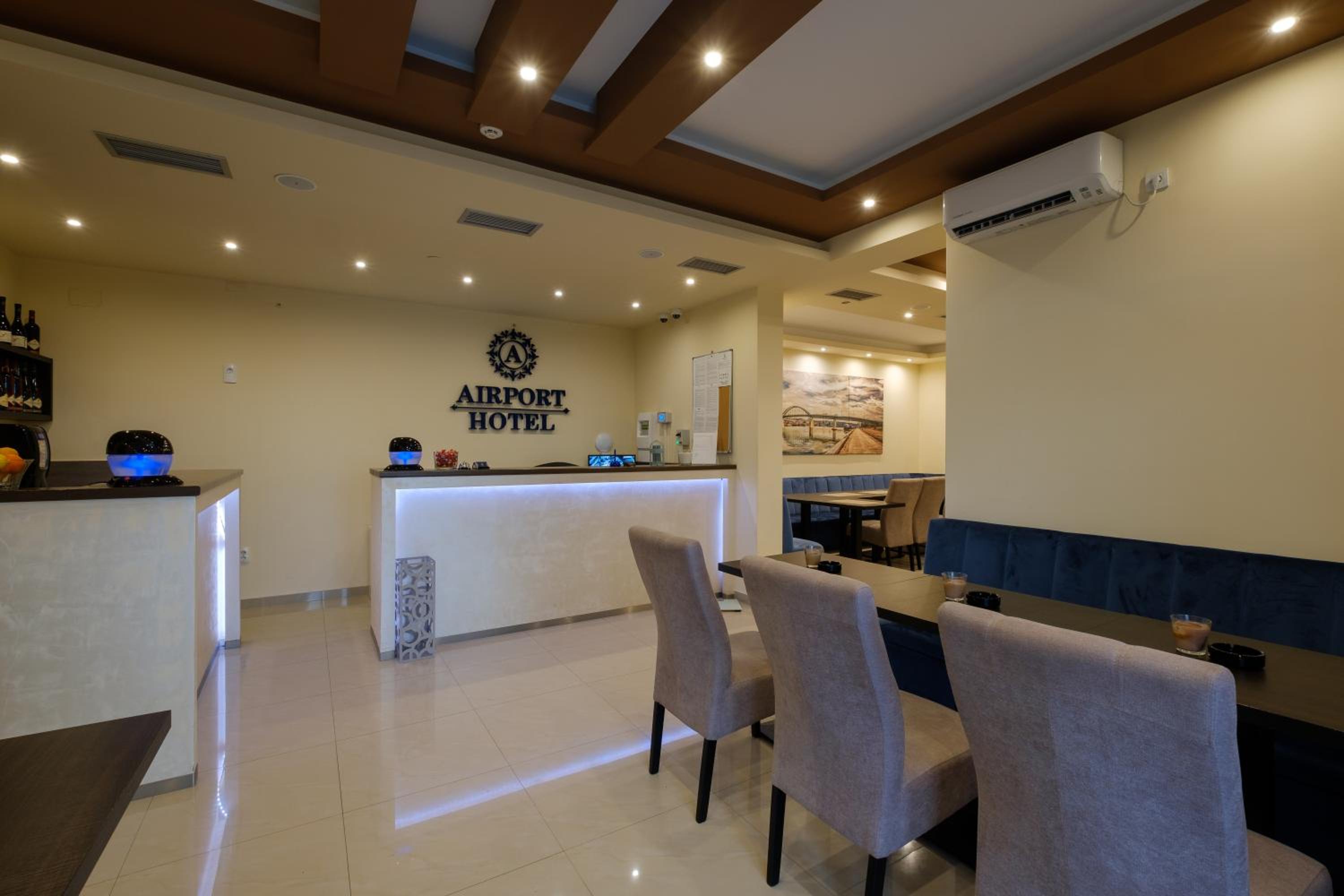 Airport Garni Hotel Belgrade 5/58