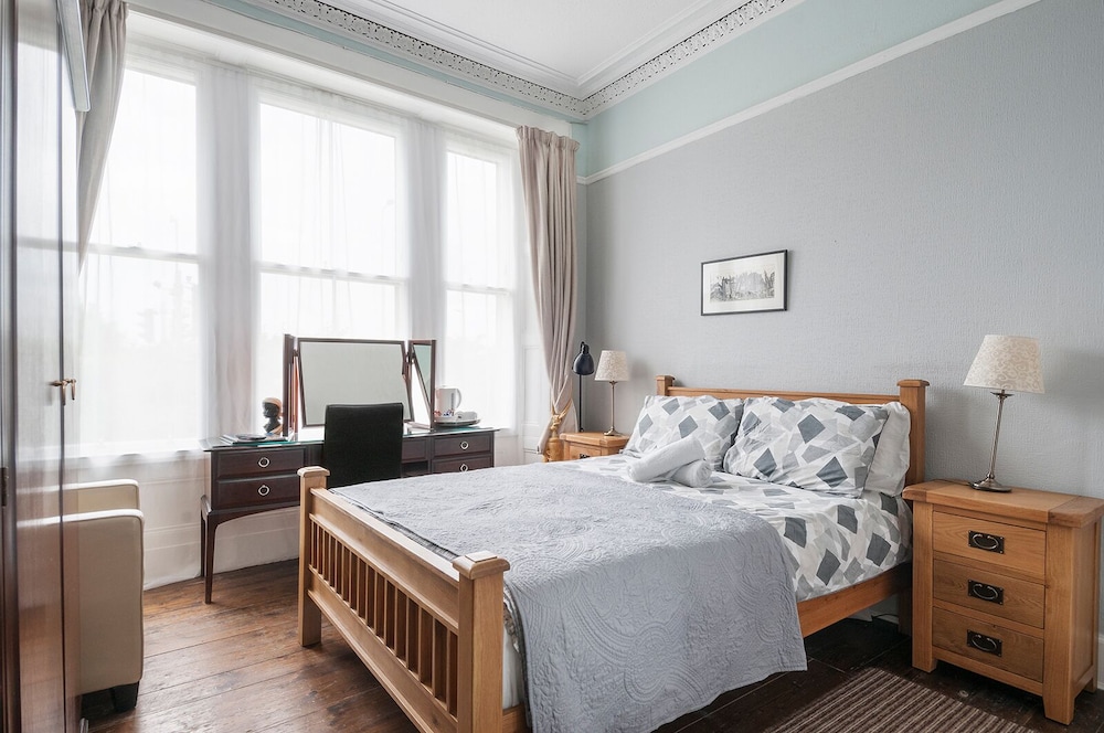 Aynetree Guest House 7/50