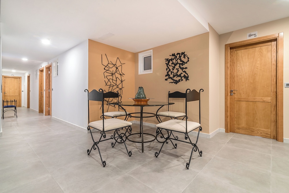 Sol Mogan Suites 6/50